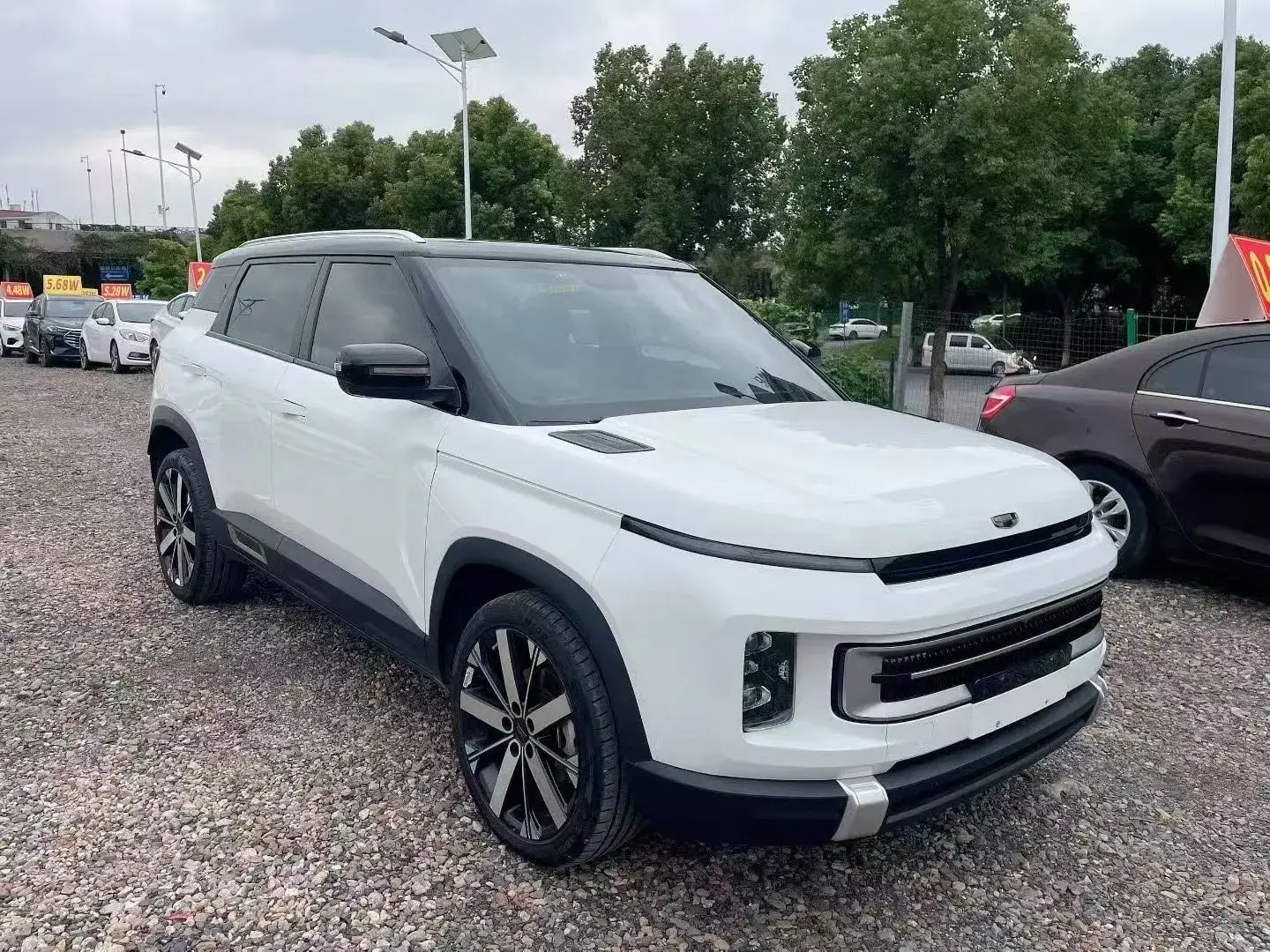 2023 GEELY ICON thumbnail 3