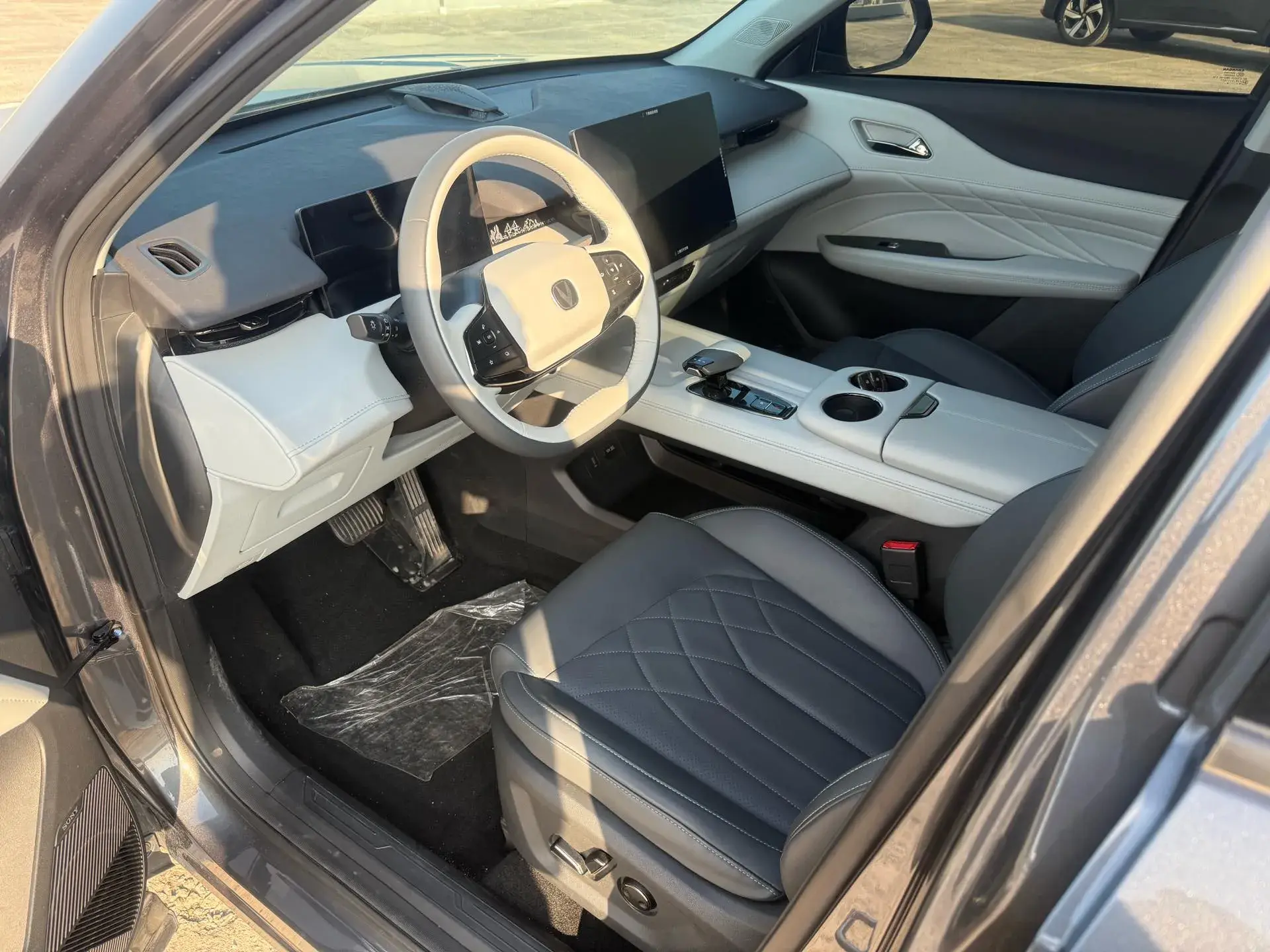 2024 CHANGAN UNI-Z thumbnail 4