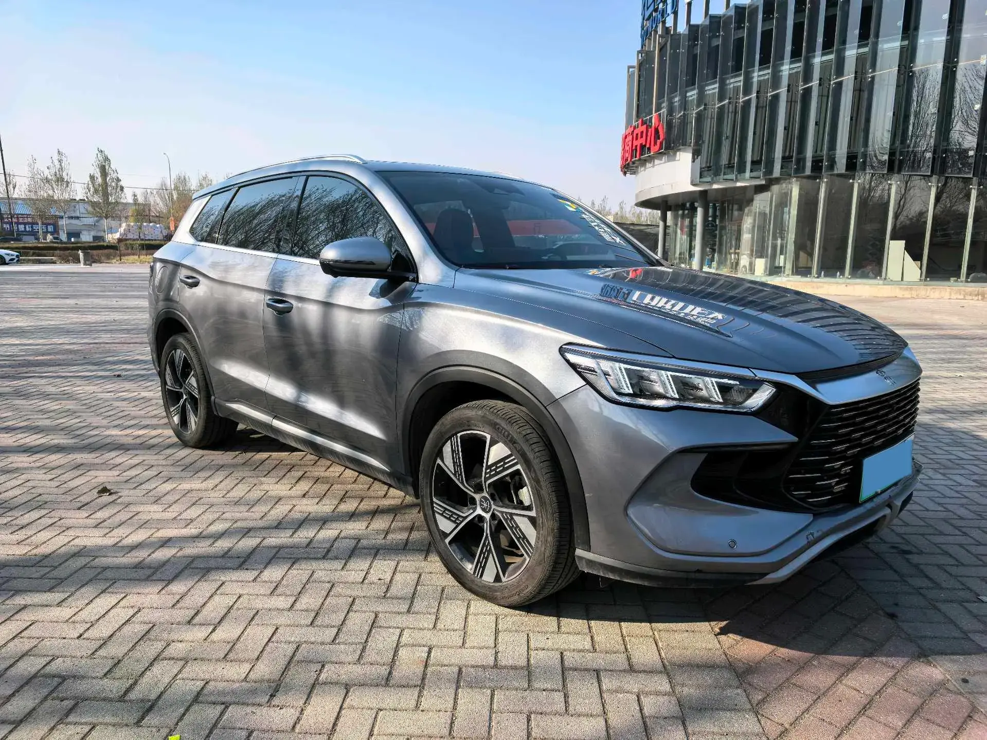 2023 BYD SONG thumbnail 3