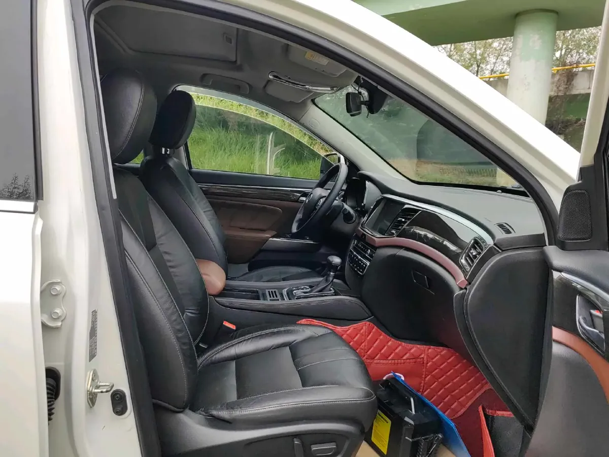 2017 GAC Trumpchi GS8 2.0T 201HP L4 6AT,autocango,china used car exporter,china ev exporter,chinese used car exporter,chinese used ev exporter