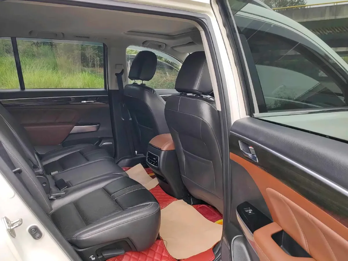 2017 GAC Trumpchi GS8 2.0T 201HP L4 6AT,autocango,china used car exporter,china ev exporter,chinese used car exporter,chinese used ev exporter