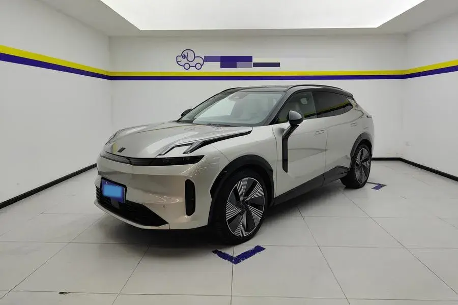 2023 LYNK&CO 08 view 1