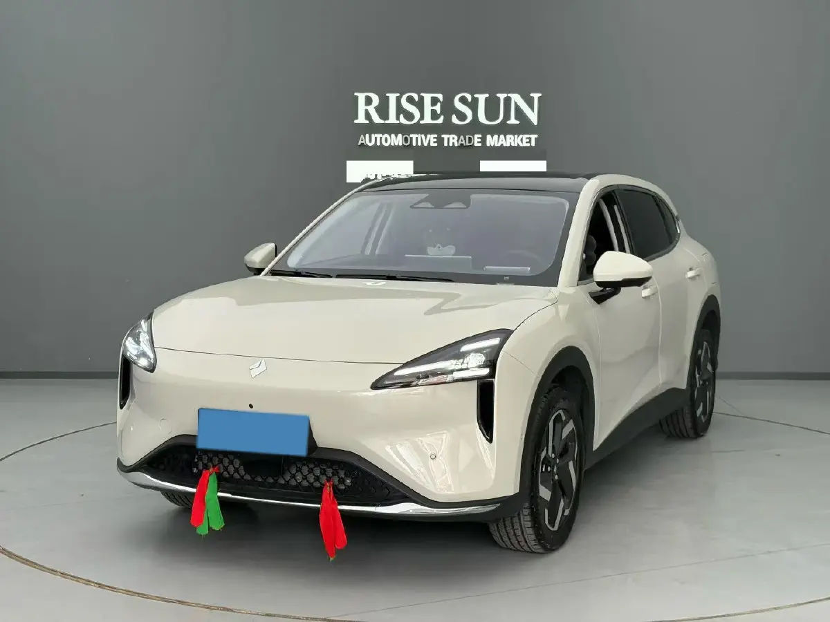 2024 BaoJun Cloud Sea BEV 56.7KWH