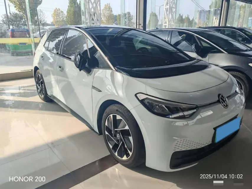 2023 VOLKSWAGEN ID.3 thumbnail 2