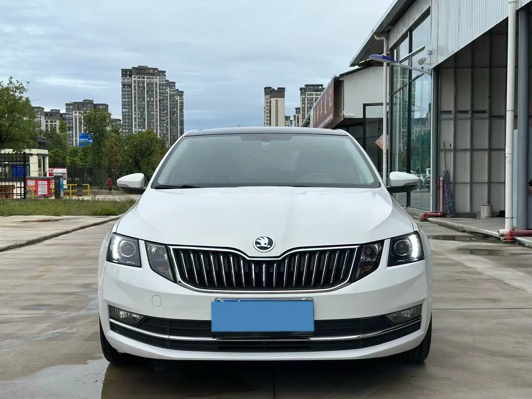 2019 SKODA OCTAVIA thumbnail 2
