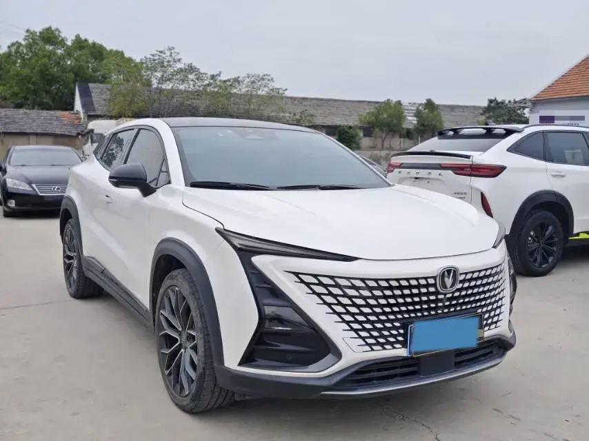 2023 CHANGAN UNI-T thumbnail 3