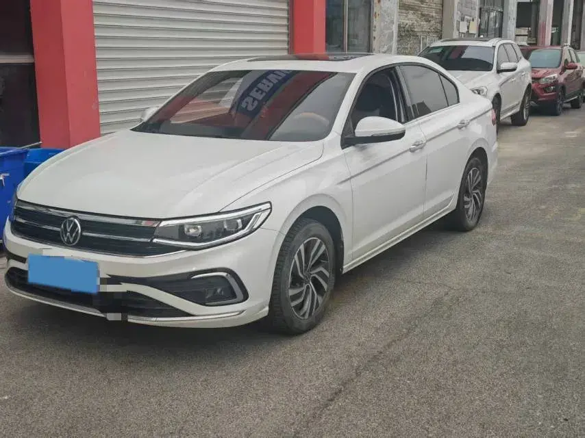 2023 VOLKSWAGEN BORA view 1