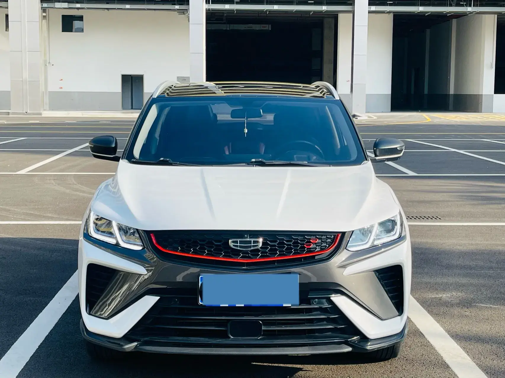 2021 GEELY COOLRAY thumbnail 2