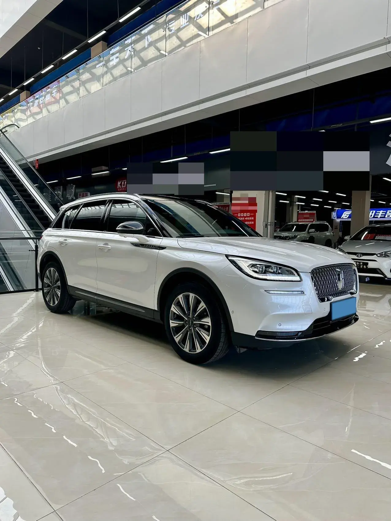 2020 LINCOLN CORSAIR thumbnail 2