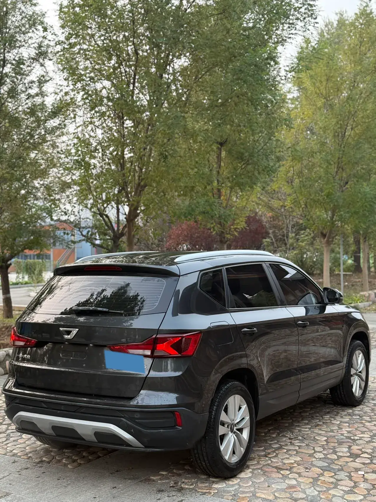 2021 JETTA VS5 thumbnail 3