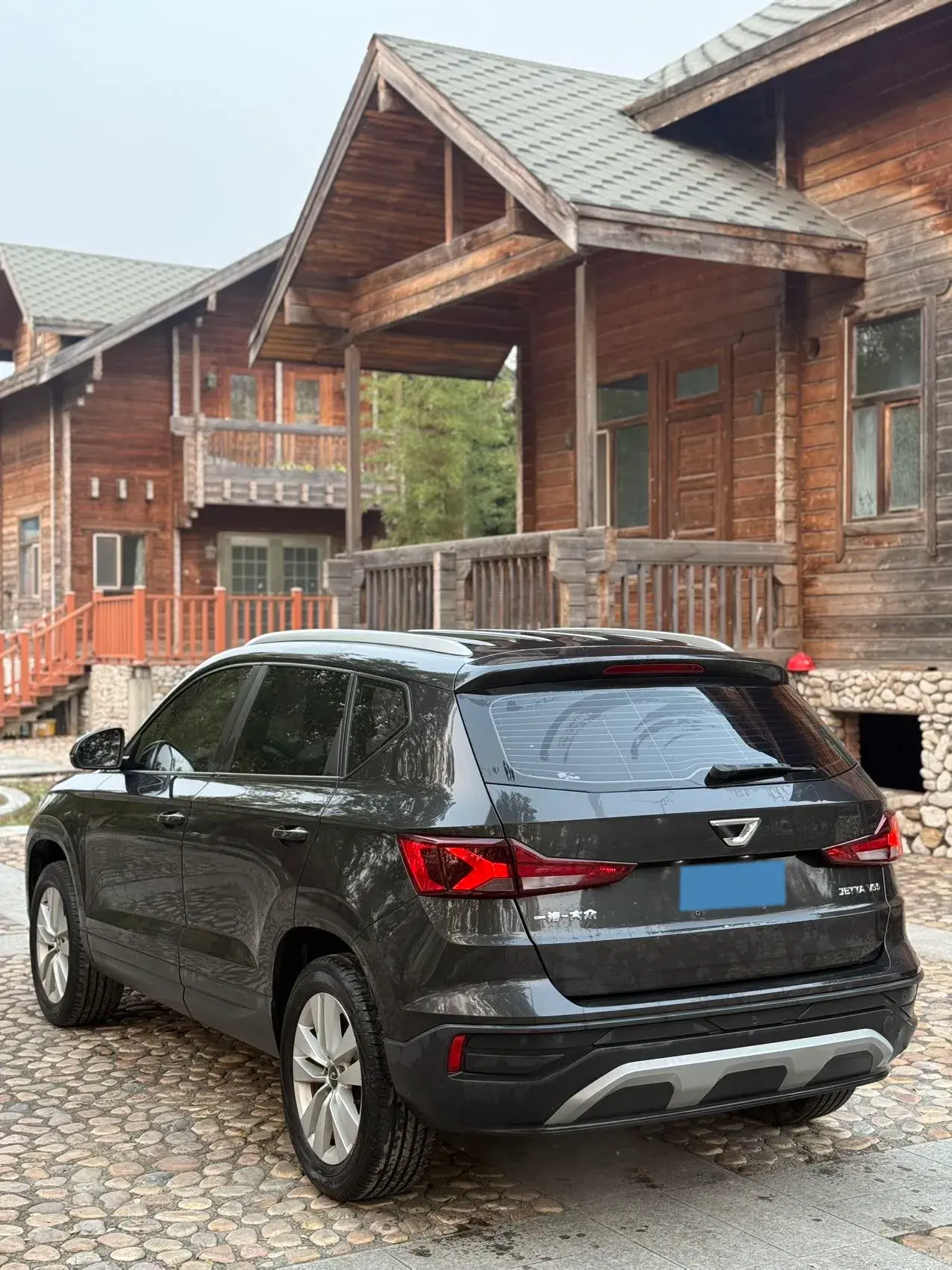 2021 JETTA VS5 thumbnail 4