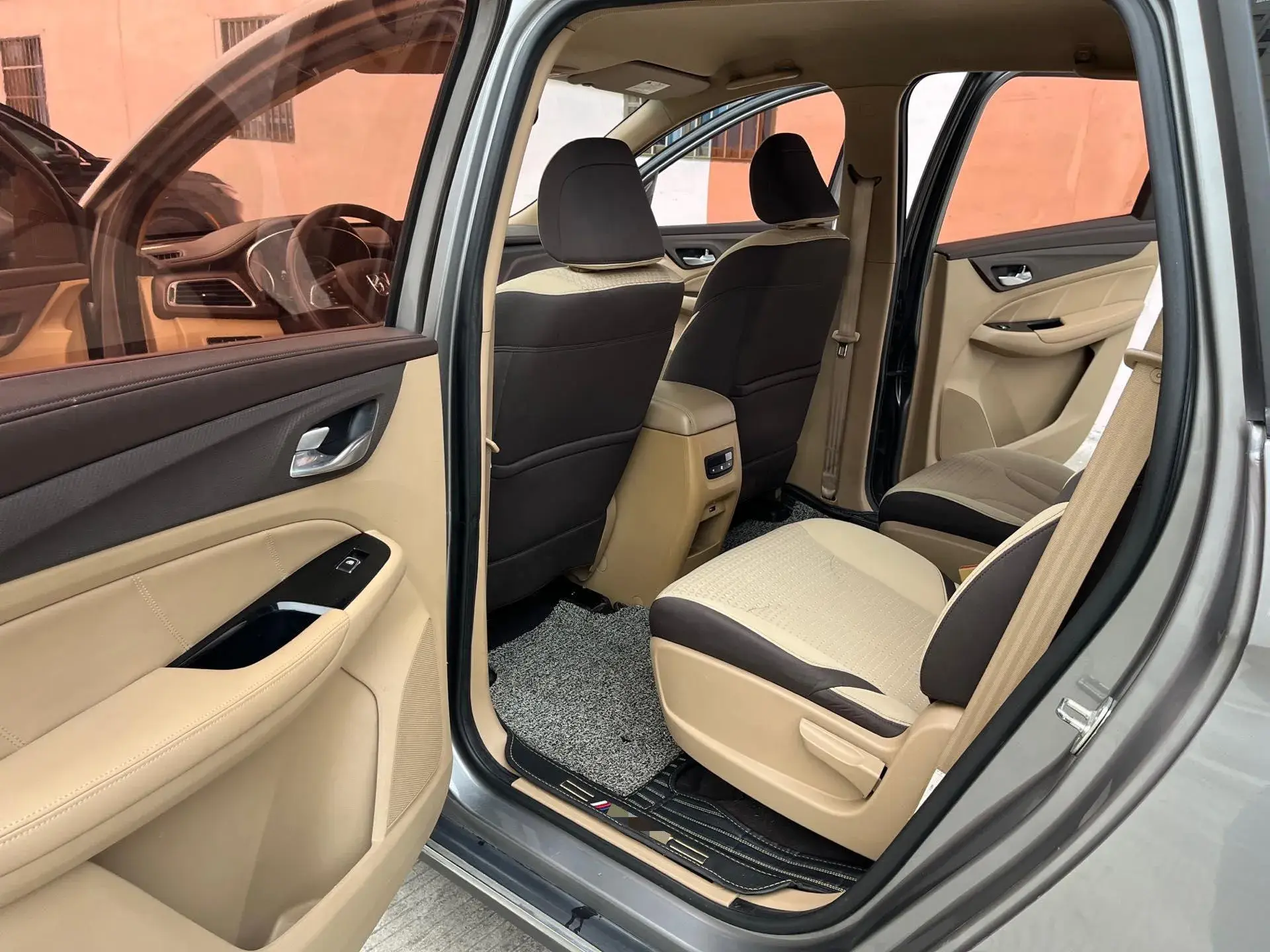 2017 BAOJUN 730 thumbnail 4