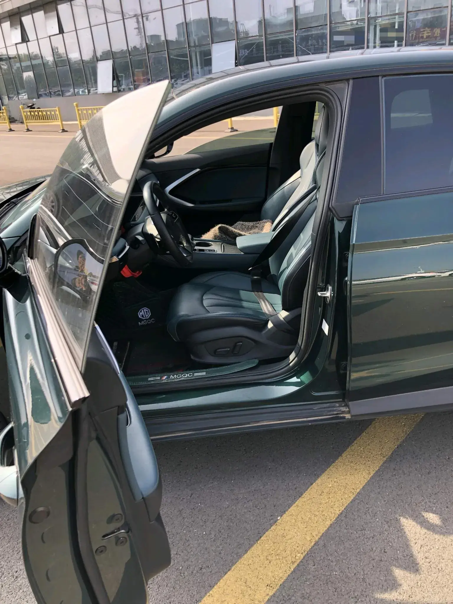 2023 MG 7 thumbnail 4