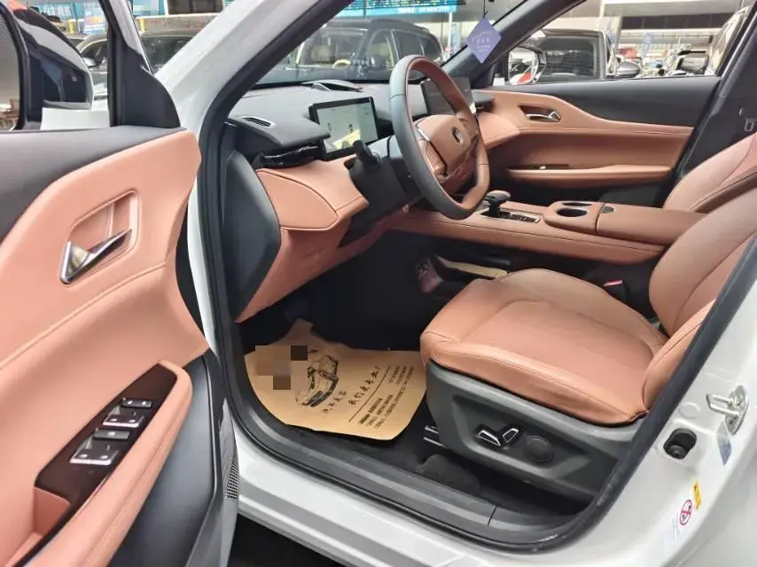 2025 CHANGAN UNI-Z thumbnail 4