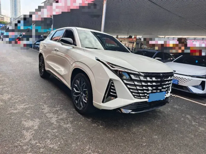 2025 CHANGAN UNI-Z thumbnail 3