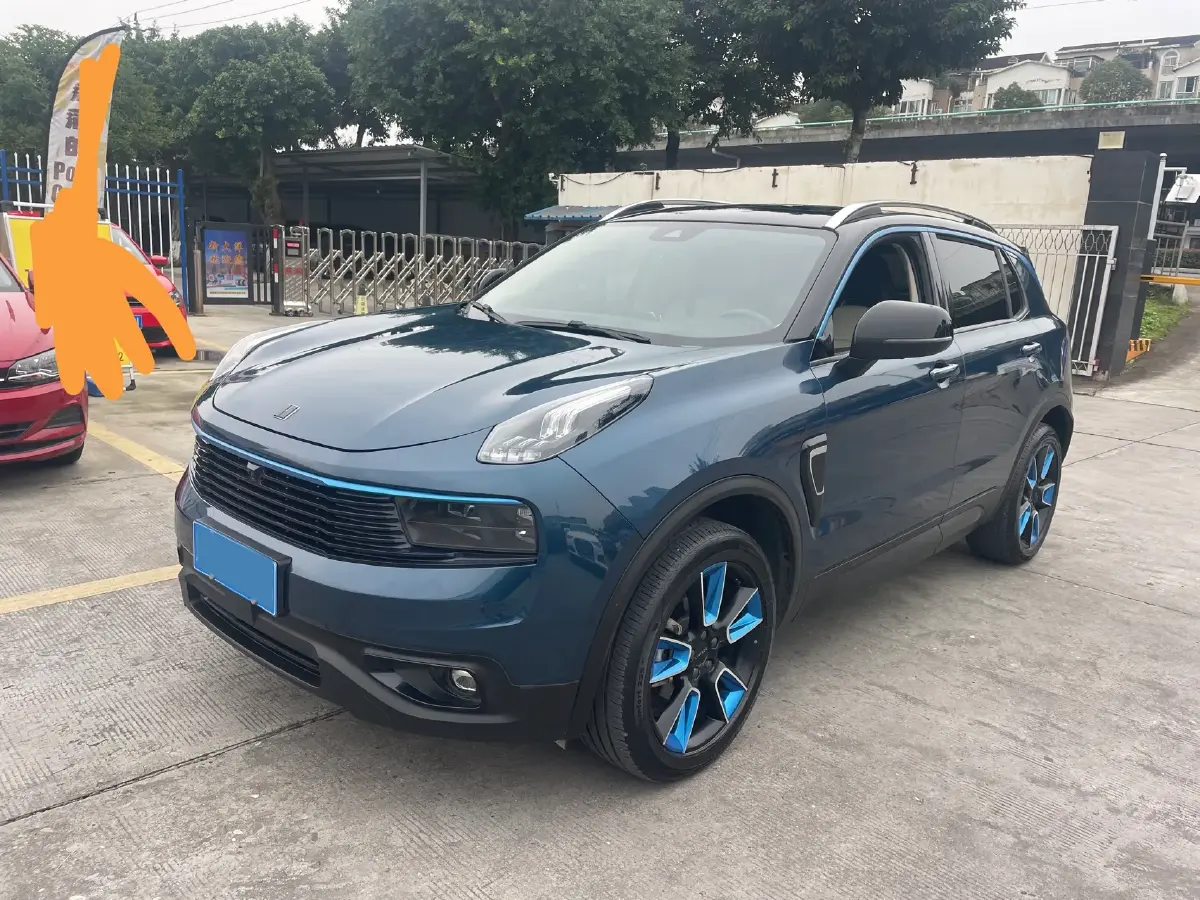 2019 LYNK&CO 01 2.0T 190HP L4 6AT