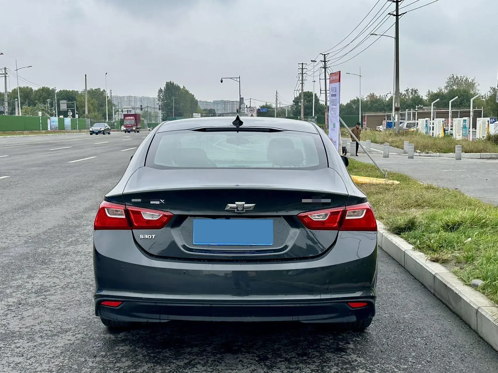 2018 CHEVROLET MALIBU thumbnail 3