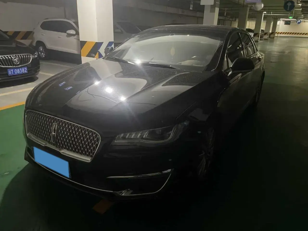 2020 LINCOLN MKZ view 1