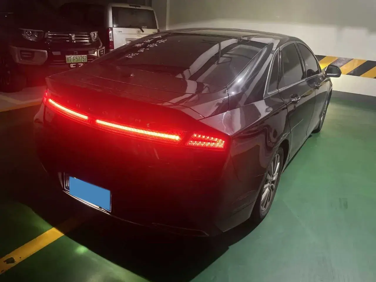 2020 LINCOLN MKZ thumbnail 3