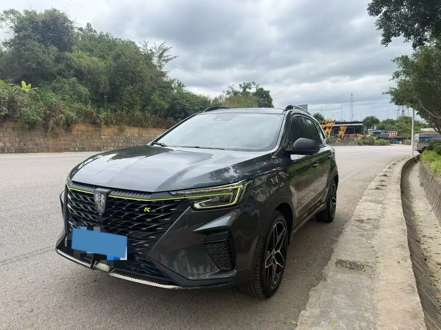 2021 ROEWE RX5 view 1