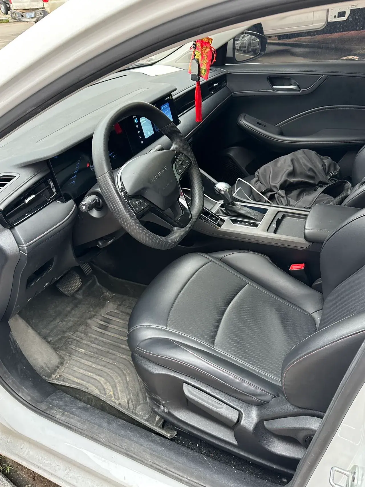 2023 ROEWE I5 thumbnail 4