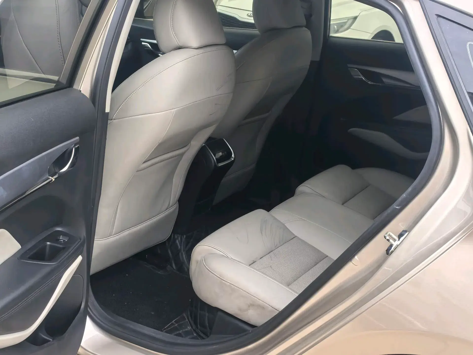 2018 GEELY BINRAY thumbnail 4