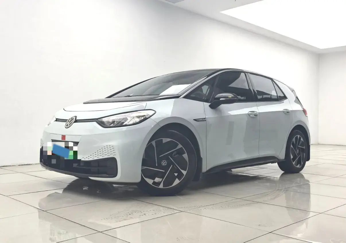 2023 VOLKSWAGEN ID.3 view 1