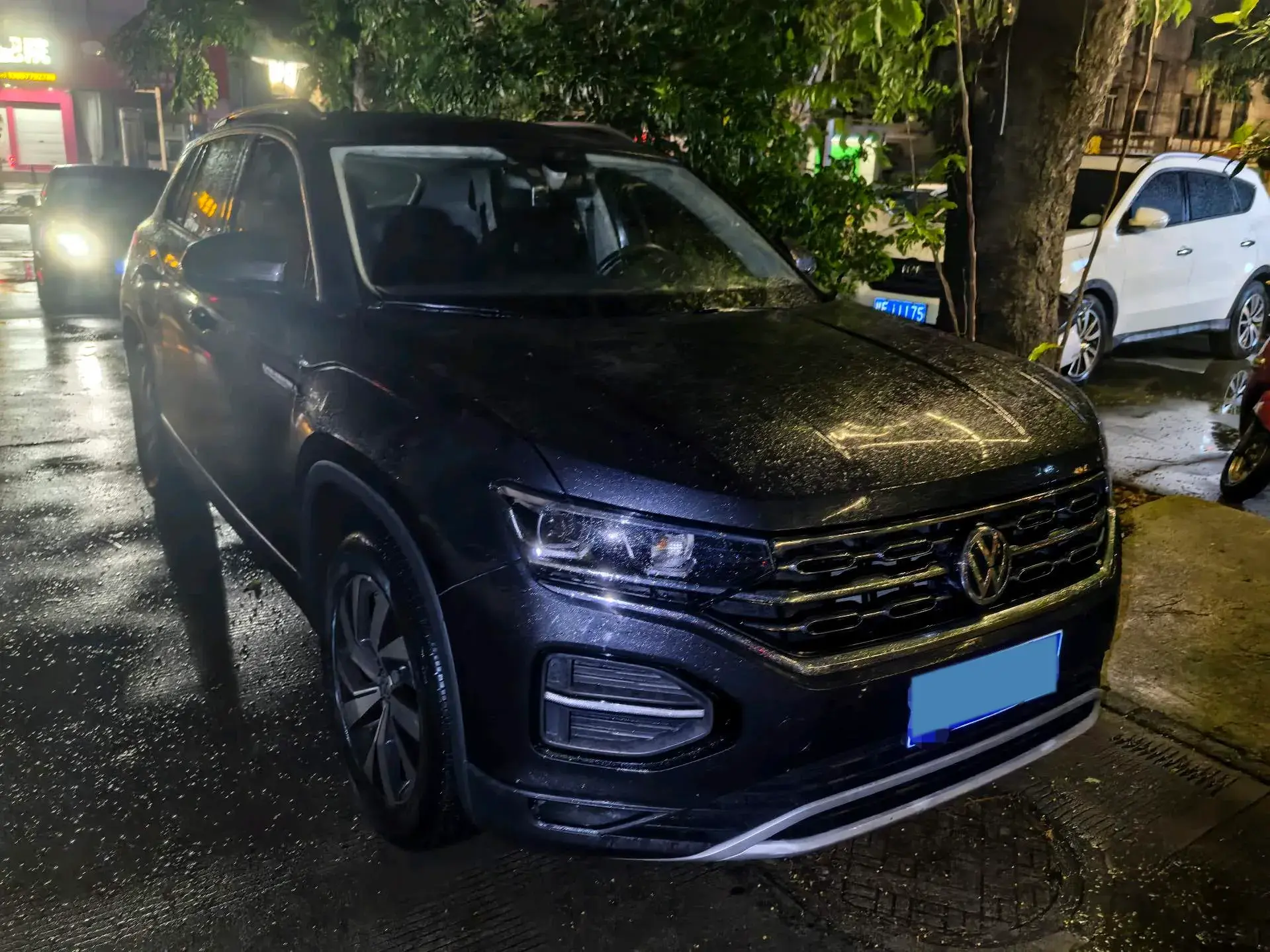 2021 VOLKSWAGEN TAYRON thumbnail 3