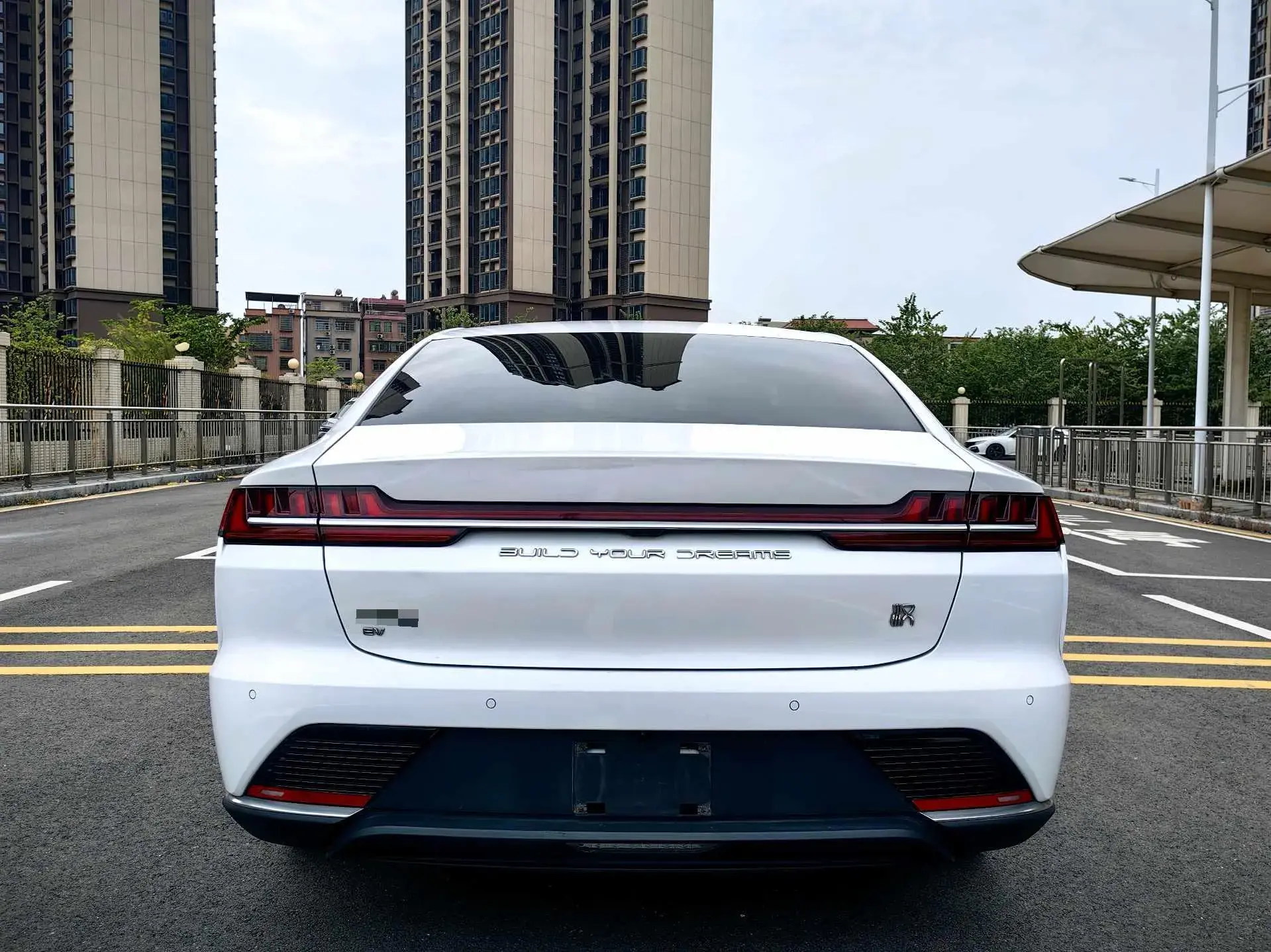 2020 BYD HAN thumbnail 4