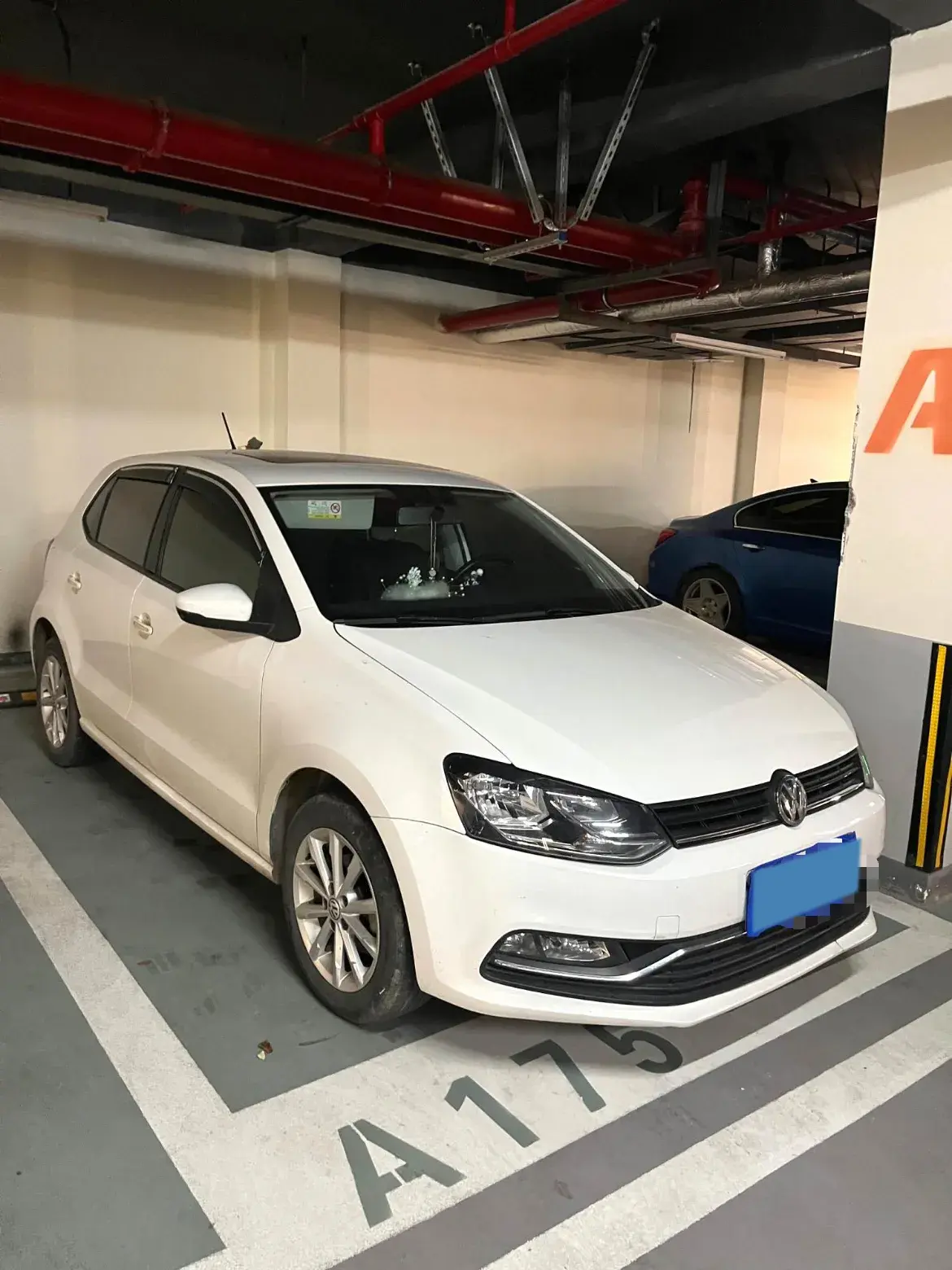 2016 VOLKSWAGEN POLO thumbnail 2