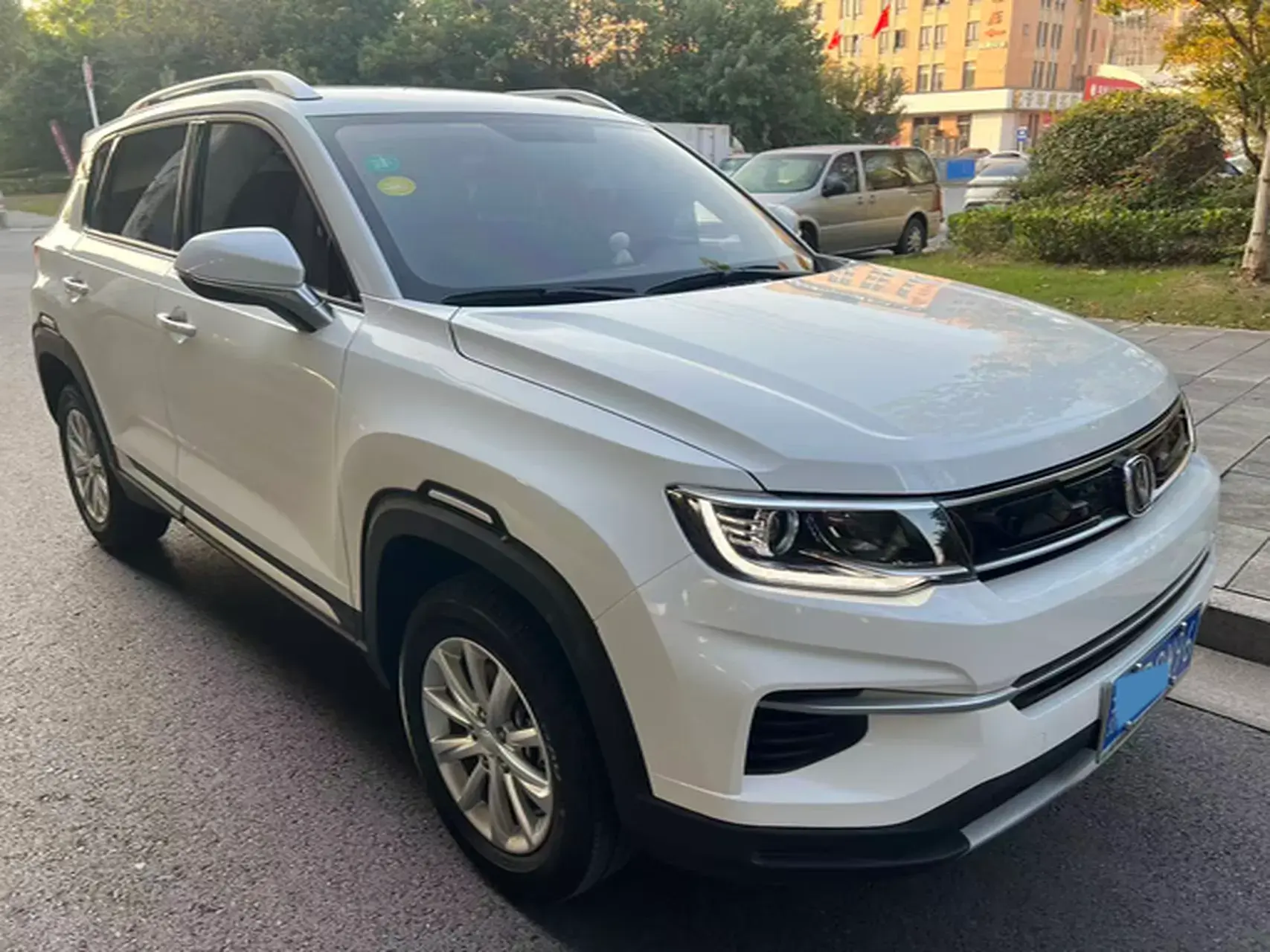 2017 CHANGAN CS35 thumbnail 3