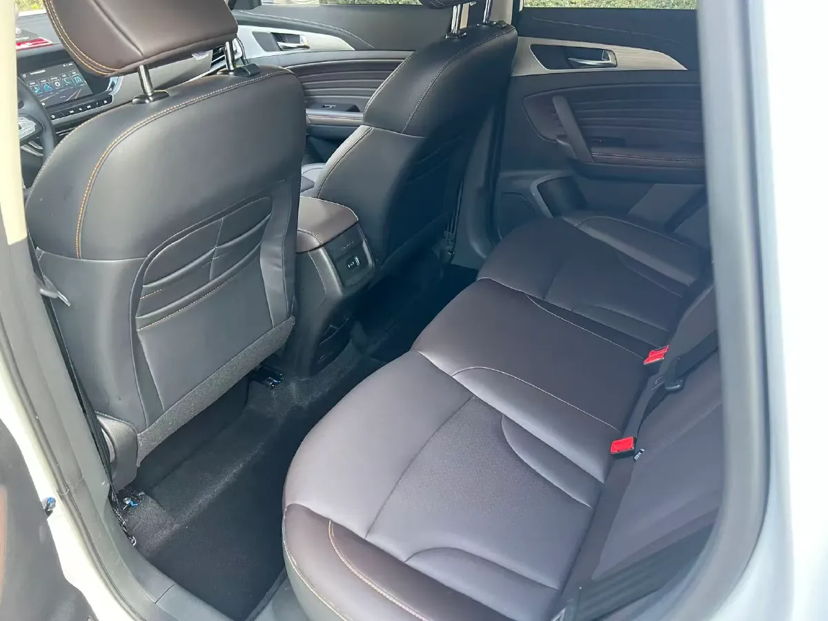 2017 ChangAn CS35 1.6L 125HP L4 5MT,autocango,china used car exporter,china ev exporter,chinese used car exporter,chinese used ev exporter