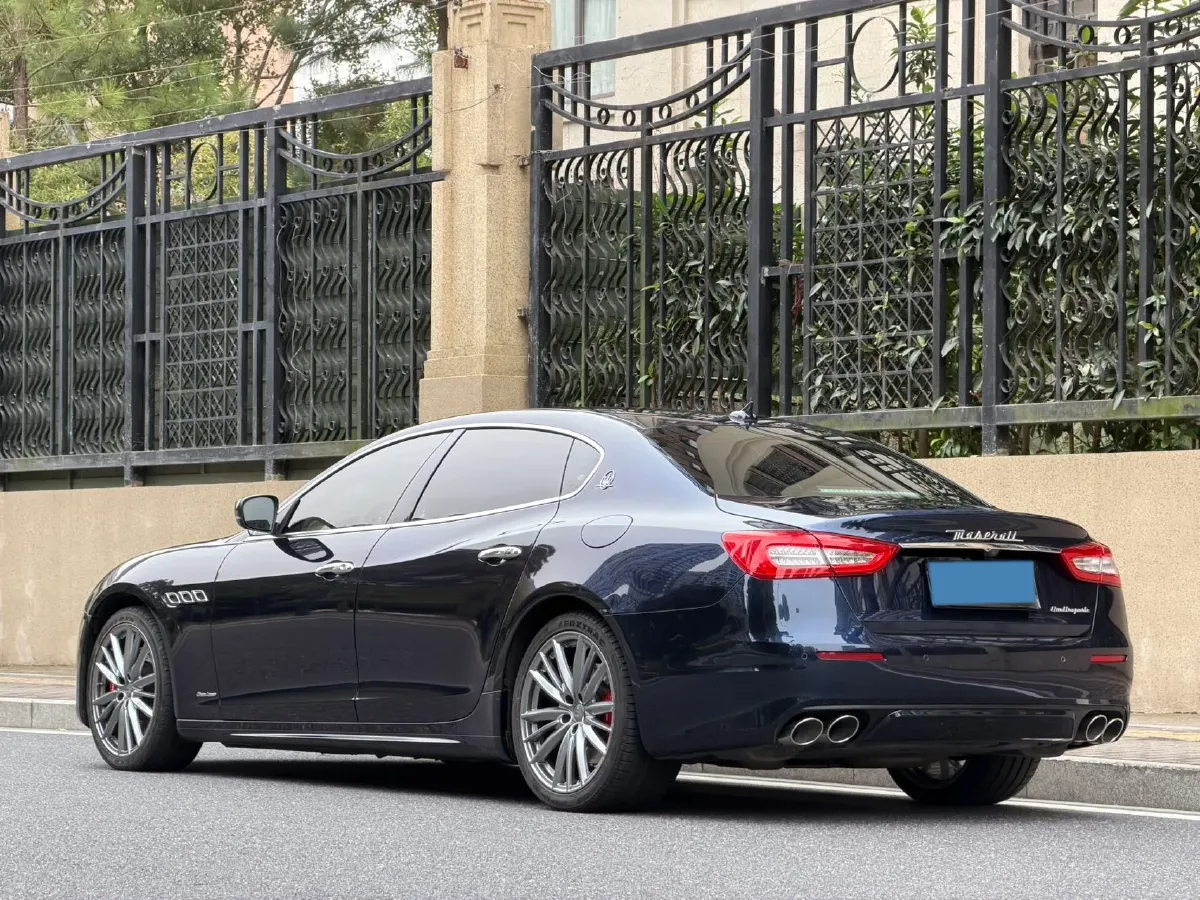 2019 Maserati Quattroporte 3.0T 350HP V6 8AT,autocango,china used car exporter,china ev exporter,chinese used car exporter,chinese used ev exporter