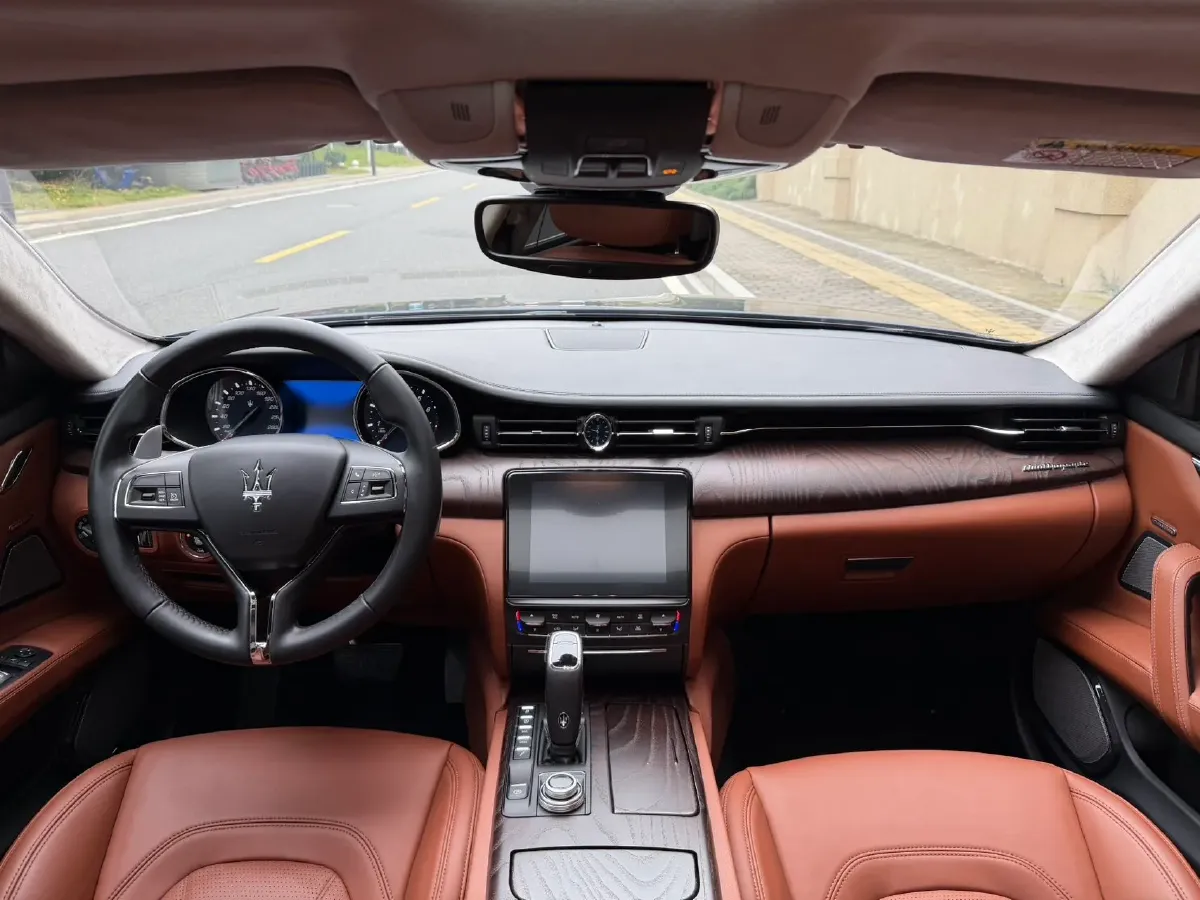 2019 Maserati Quattroporte 3.0T 350HP V6 8AT,autocango,china used car exporter,china ev exporter,chinese used car exporter,chinese used ev exporter