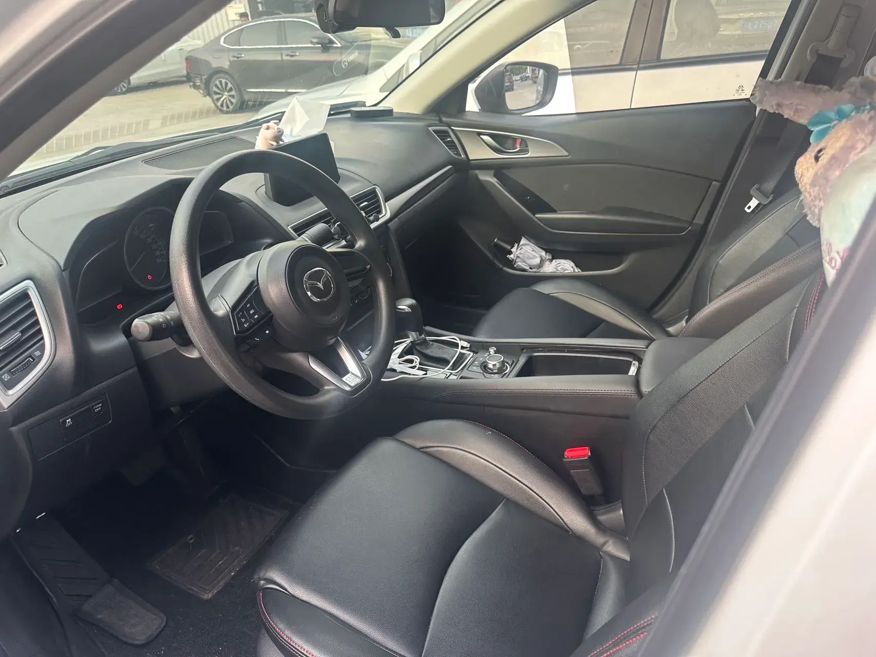 2019 MAZDA 3 thumbnail 3