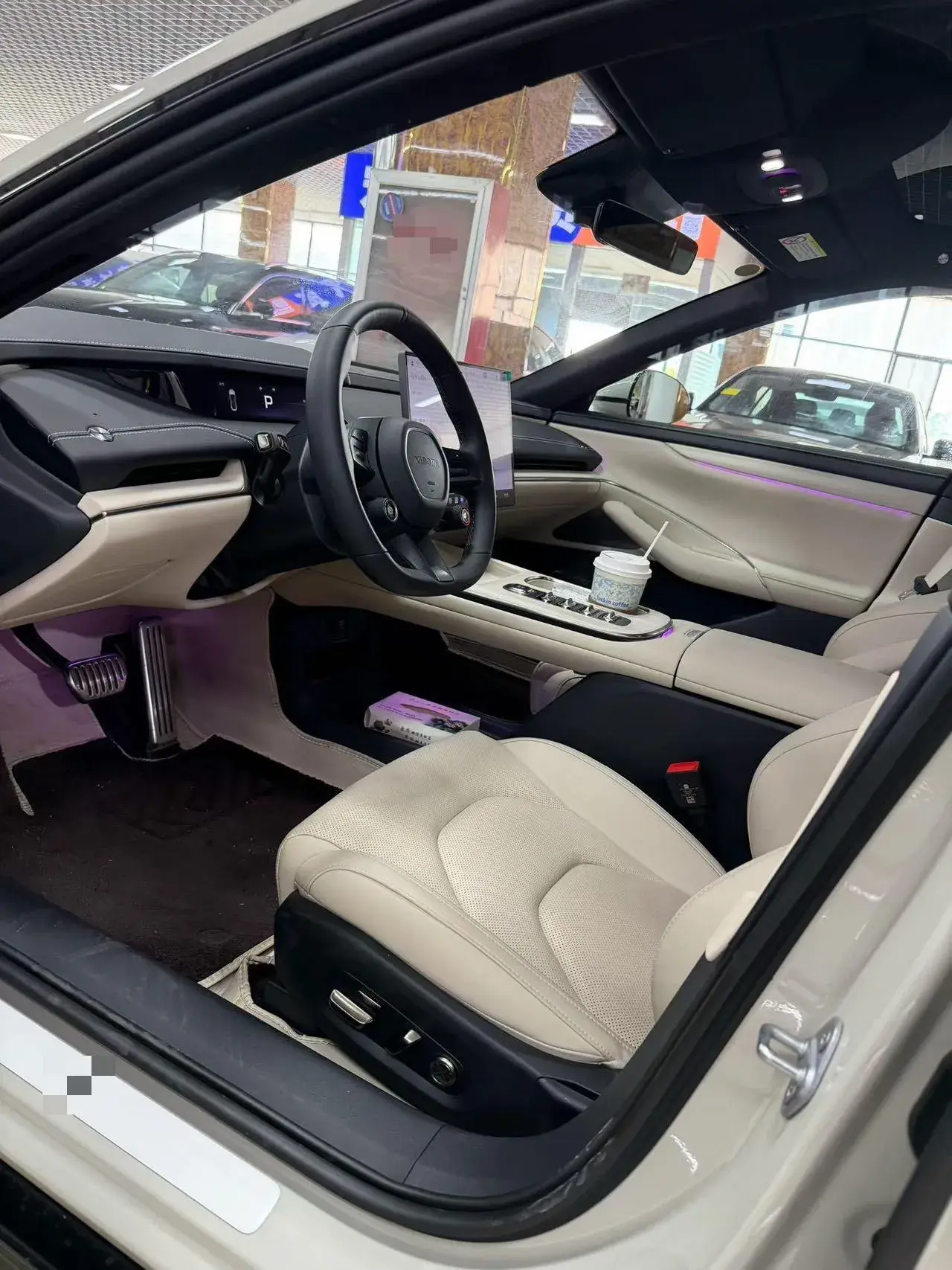 2024 MI SU7 thumbnail 3