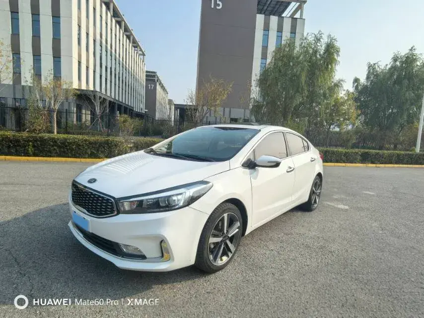 2017 KIA K3 view 1