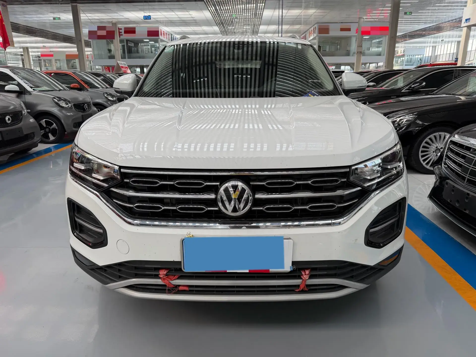 2022 VOLKSWAGEN TAYRON thumbnail 2