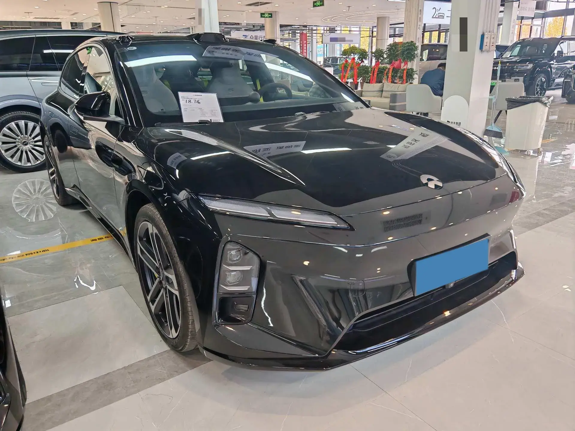 2025 NIO ET5 thumbnail 3