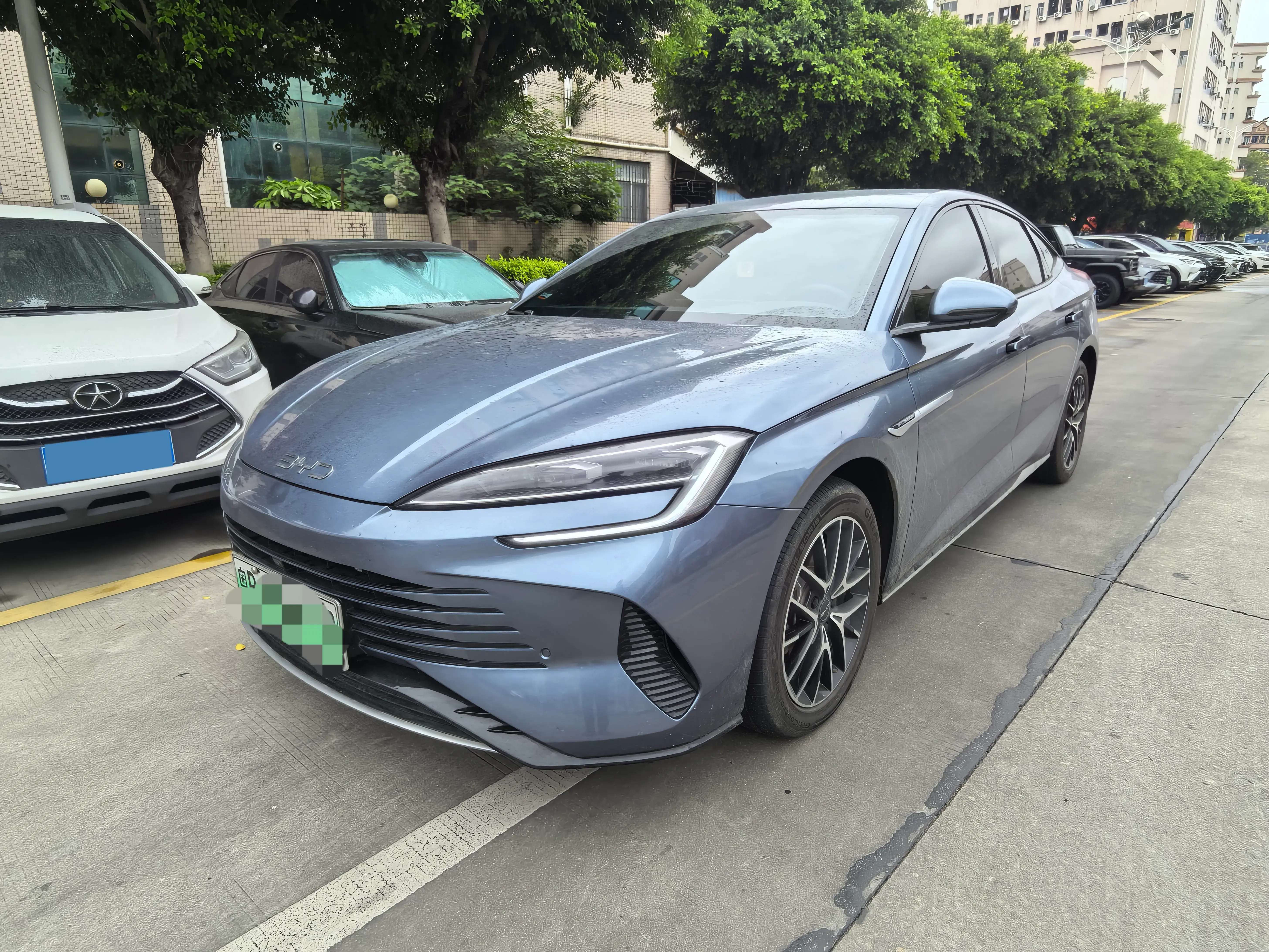 2025 BYD SEAL07 view 1