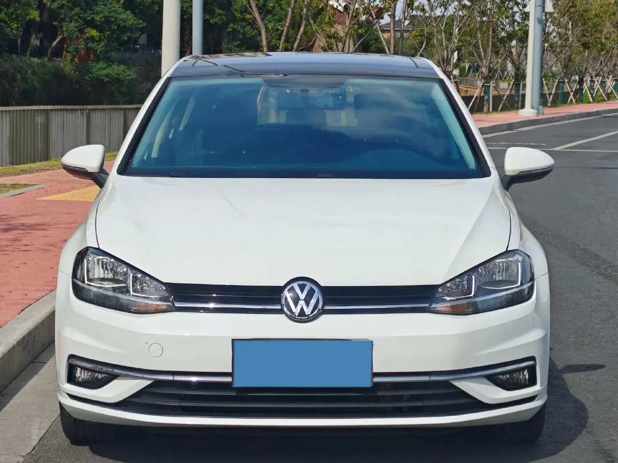 2019 Volkswagen Golf 1.6L 110HP L4 6AT,autocango,china used car exporter,china ev exporter,chinese used car exporter,chinese used ev exporter