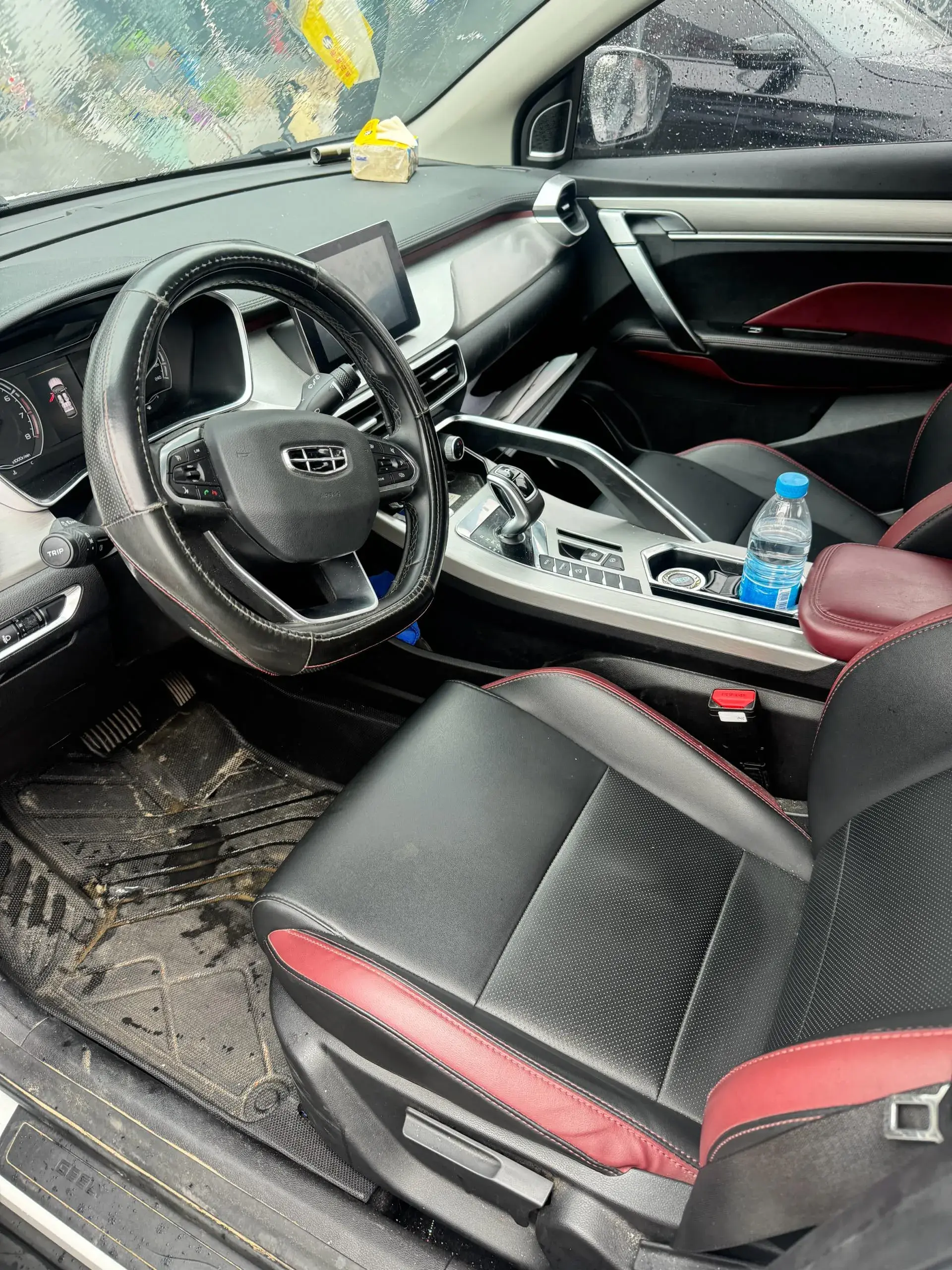 2020 GEELY COOLRAY thumbnail 2