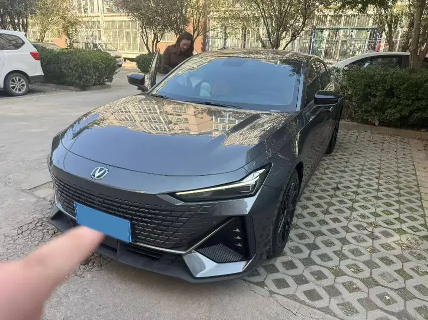 2022 CHANGAN UNI-V view 1