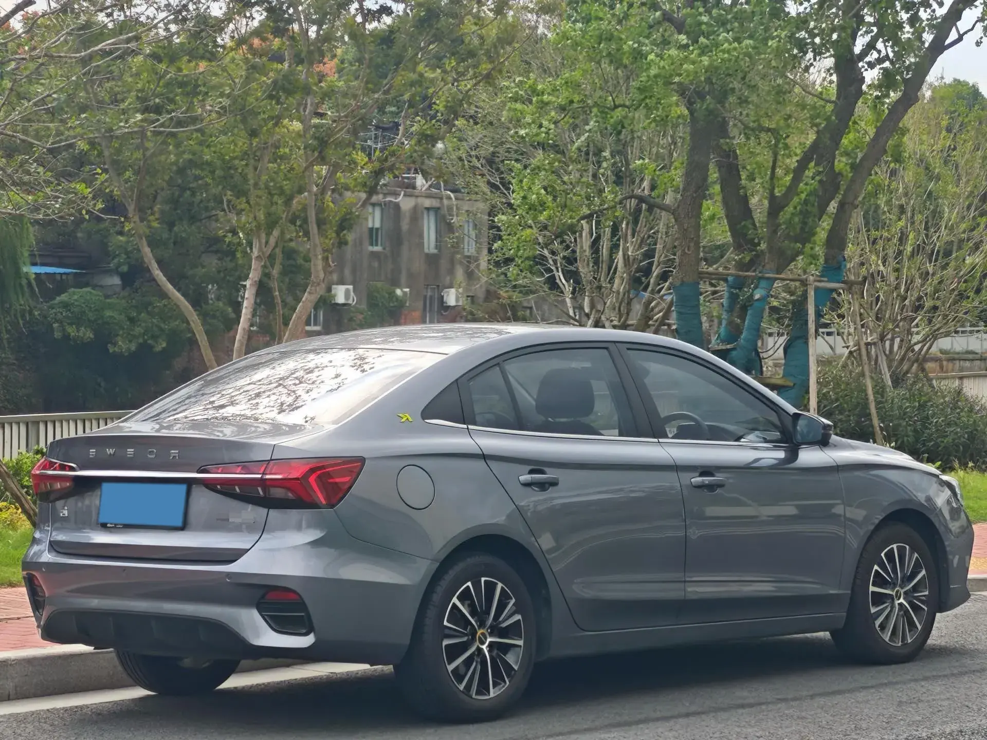 2021 ROEWE I5 thumbnail 4