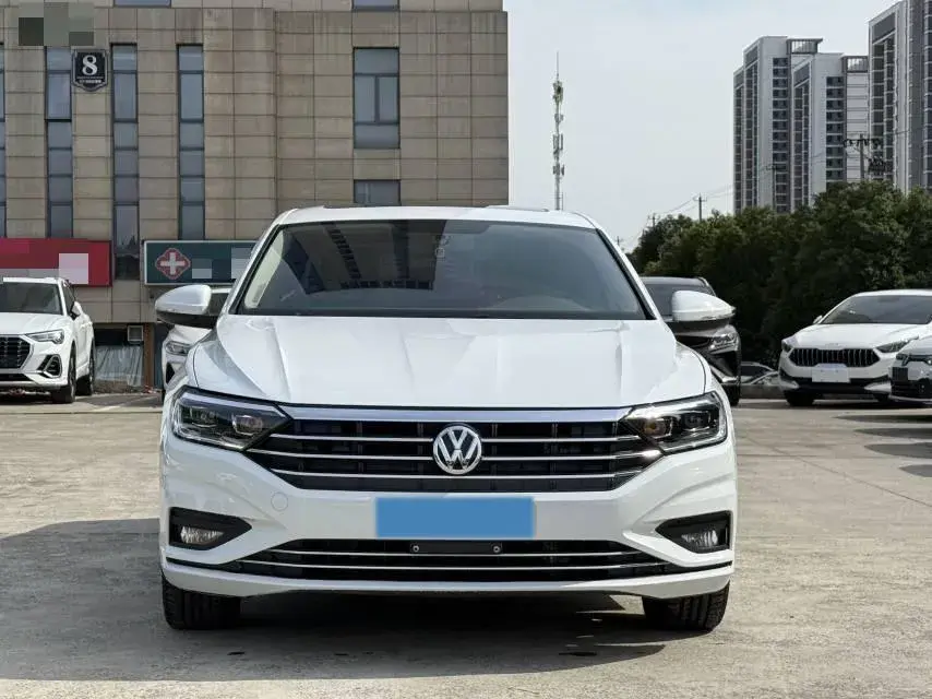 2022 VOLKSWAGEN SAGITAR thumbnail 2