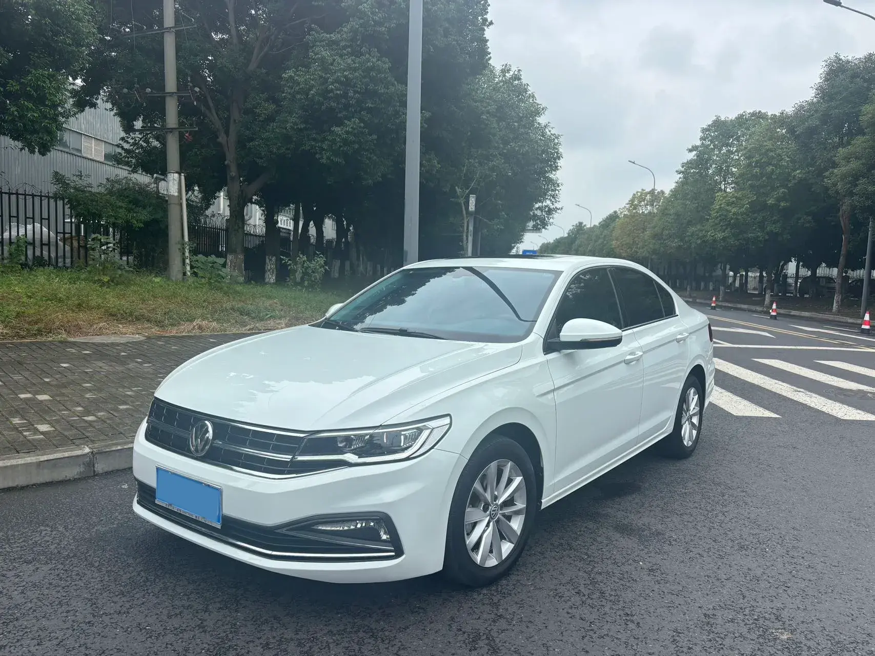2019 VOLKSWAGEN BORA view 1