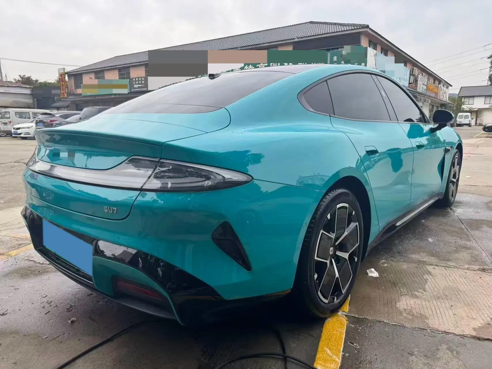 2024 MI SU7 thumbnail 2