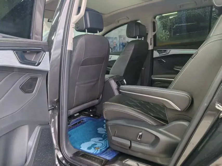 2021 VOLKSWAGEN TALAGON thumbnail 3