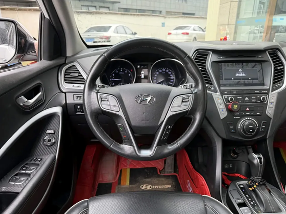 2017 Hyundai Santafe 2.0T 245HP L4 6AT,autocango,china used car exporter,china ev exporter,chinese used car exporter,chinese used ev exporter