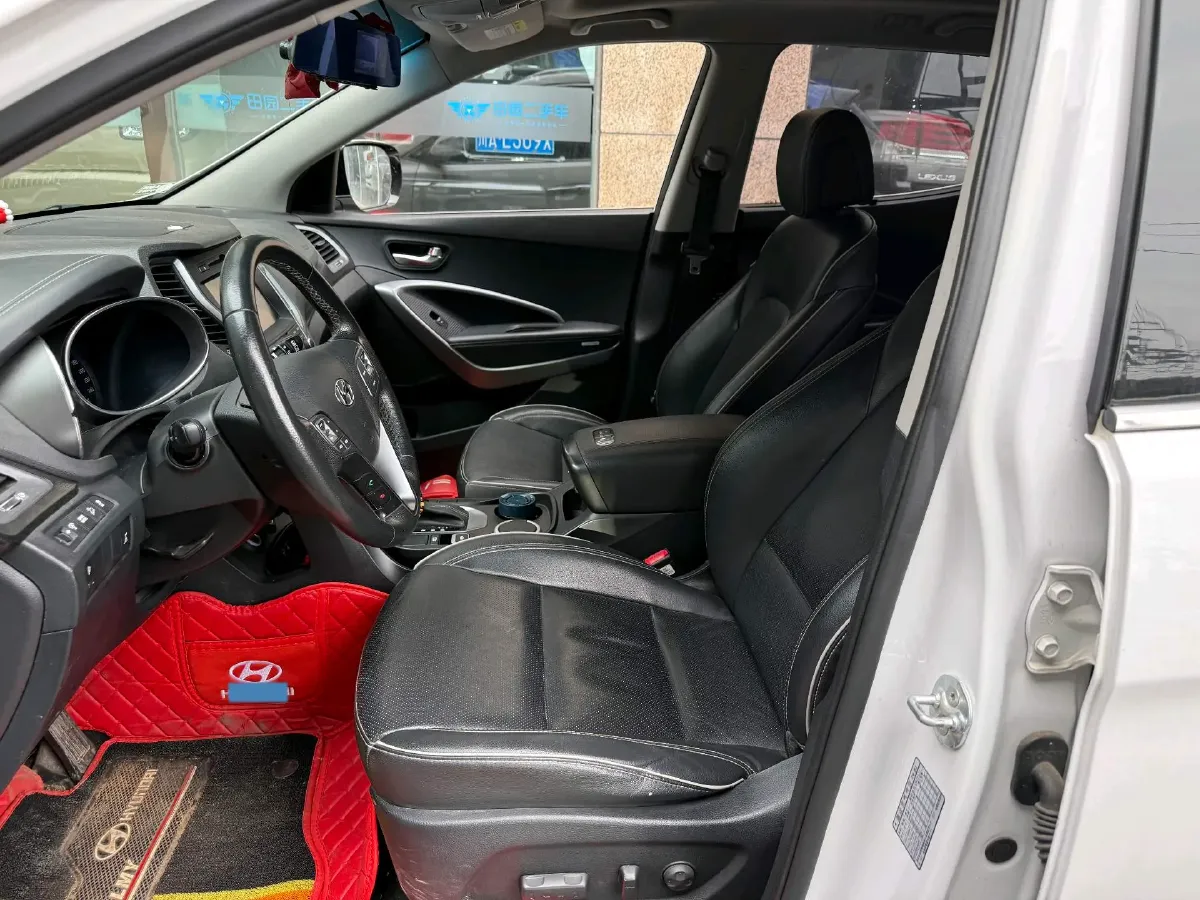 2017 Hyundai Santafe 2.0T 245HP L4 6AT,autocango,china used car exporter,china ev exporter,chinese used car exporter,chinese used ev exporter